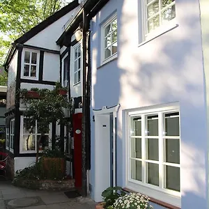 Schmuckstück , BRE Deutschland